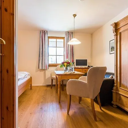 Appartement Haus Am Bodden 01 *